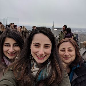 Meet your Posher, Iris